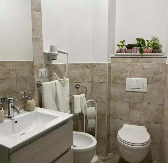 تختخواب و صبحانه La Soffitta Di Emmasofia