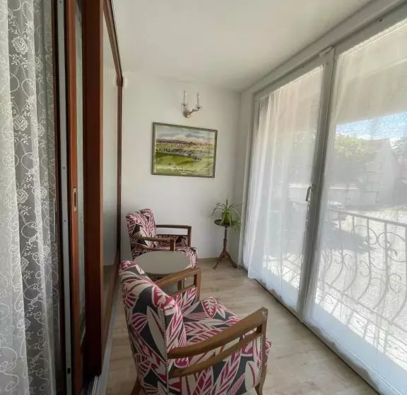 Aamiaismajoitus (B&B) Villa Quattro Ducati