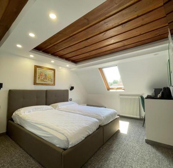 住宿加早餐  Villa Quattro Ducati