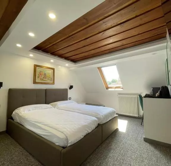 Aamiaismajoitus (B&B) Villa Quattro Ducati