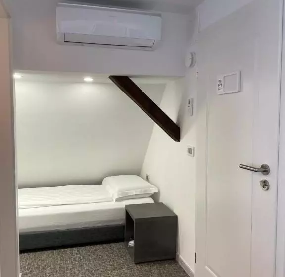 Aamiaismajoitus (B&B) Villa Quattro Ducati