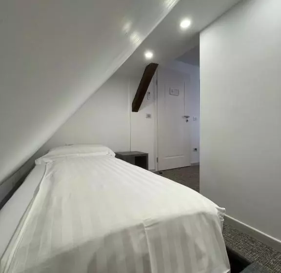 Aamiaismajoitus (B&B) Villa Quattro Ducati