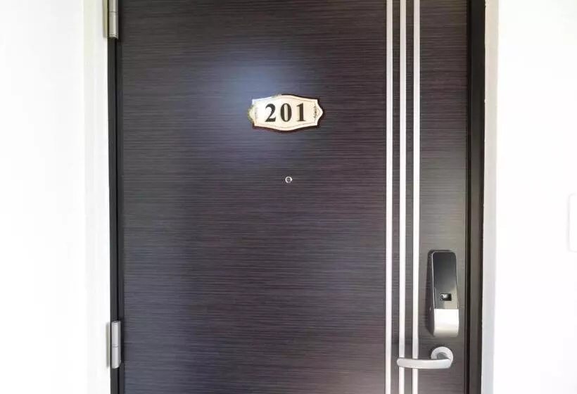 هتل Aoao  Vacation Stay 32070v