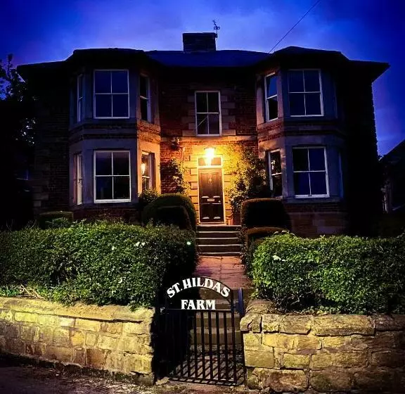 Hotel St Hildas Complex