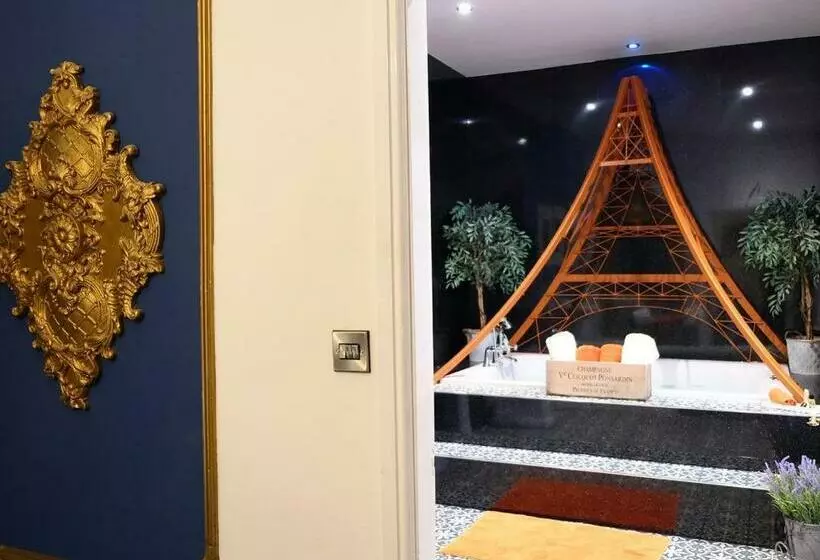 Hotel St Hildas Complex