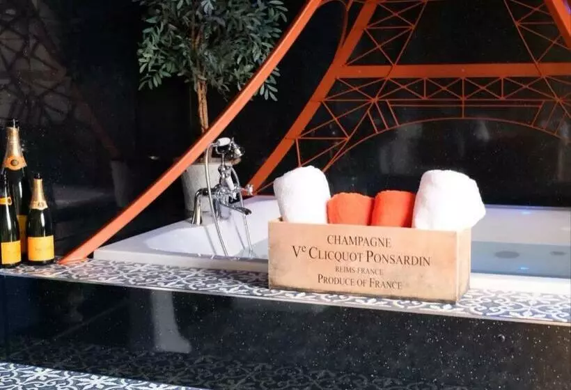 Hotel St Hildas Complex