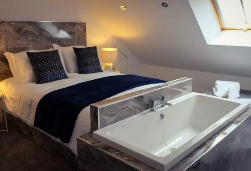 Hotel St Hildas Complex