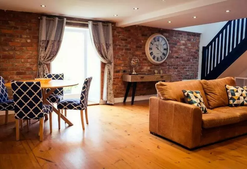 Hotel St Hildas Complex