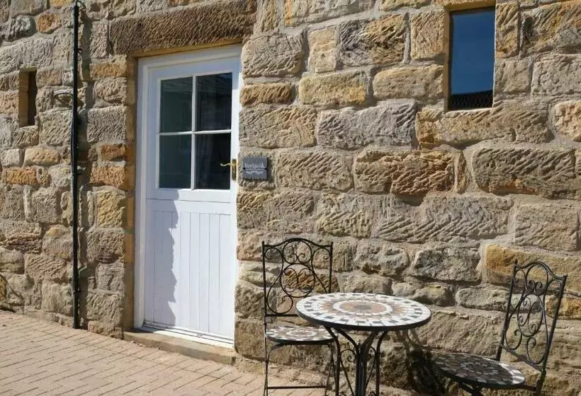 Hotel St Hildas Complex