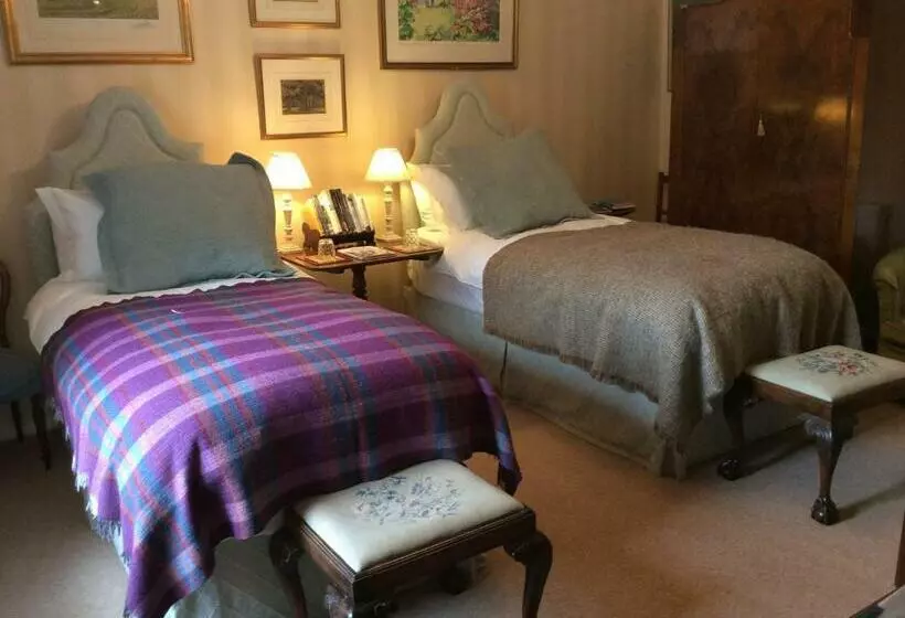 Ingram House Bed & Breakfast