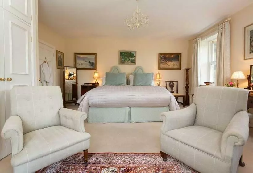 Ingram House Bed & Breakfast