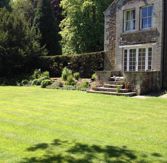 Ingram House Bed & Breakfast