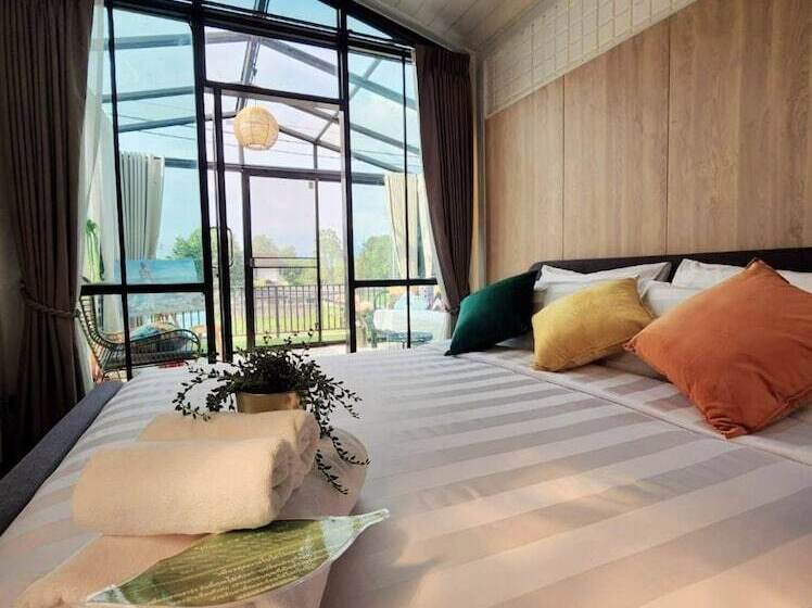 פנסיון Capital O 75422 Million Pillows