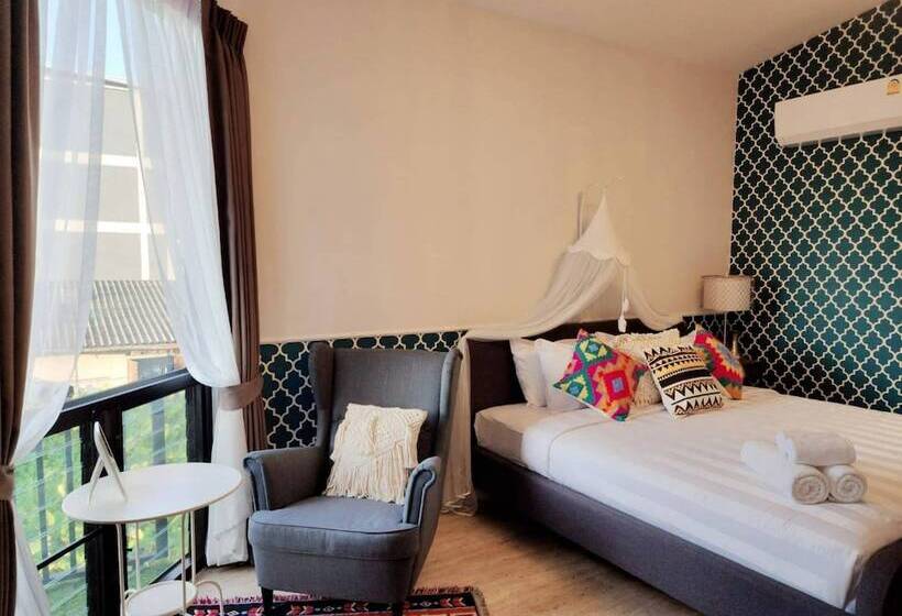 פנסיון Capital O 75422 Million Pillows