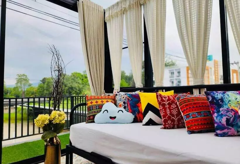 پانسیون Capital O 75422 Million Pillows