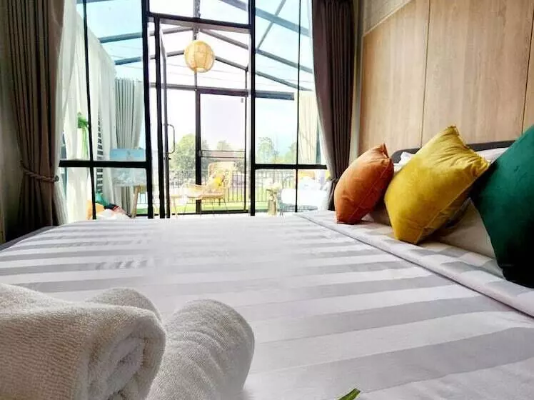 پانسیون Capital O 75422 Million Pillows