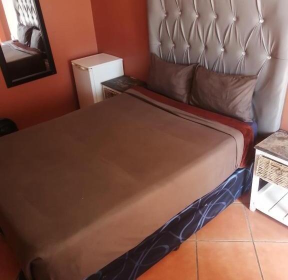 بنسيون Fk Guest Inn