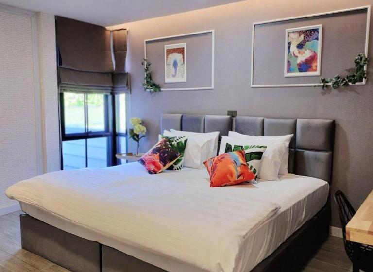 פנסיון Capital O 75422 Million Pillows