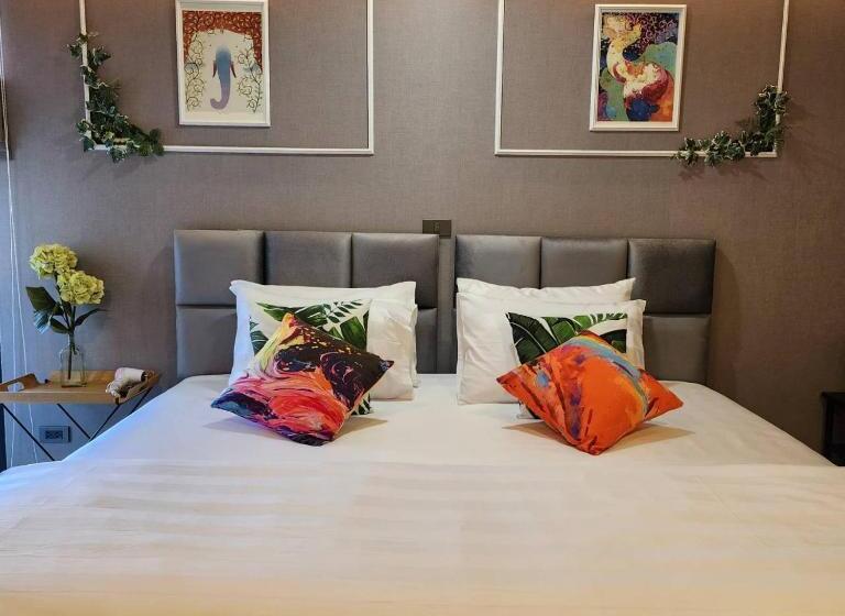 פנסיון Capital O 75422 Million Pillows