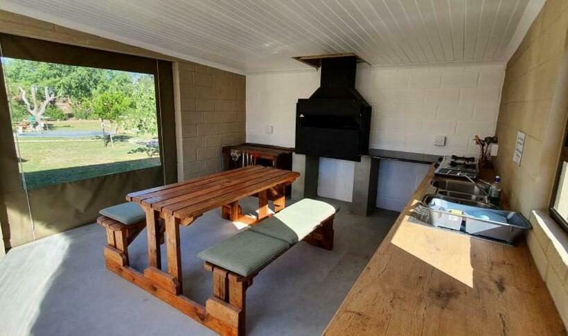 펜션 Oudeklip Guesthouse Nieuwoudtville