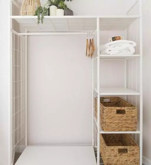 Majatalo Rustling Oaks Nz Boho Pool House