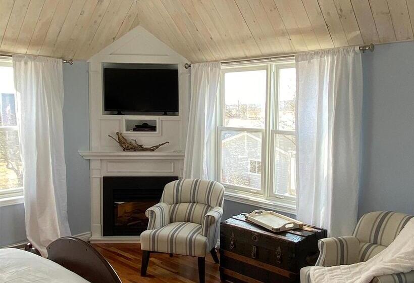 Общежитие Beach Street Inn