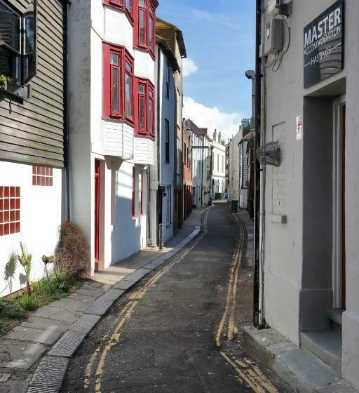 فندق صغير Master Accommodation Suite 2 Sea View With Balcony