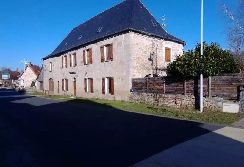 Aamiaismajoitus (B&B) Au Gré Du Lot