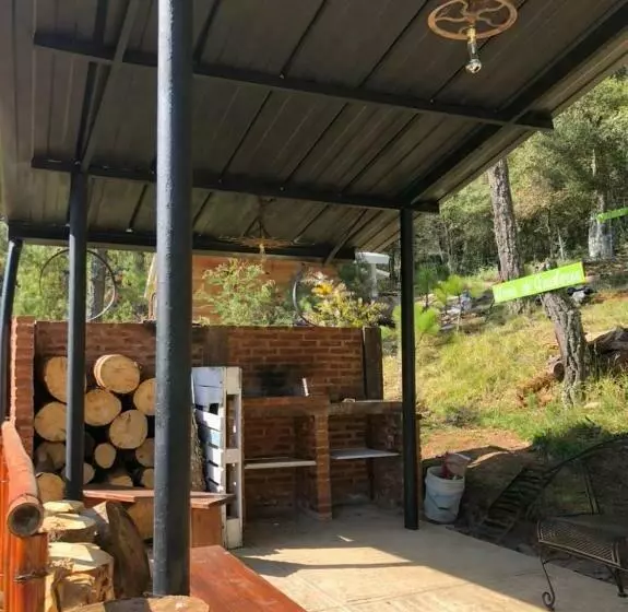 ベッドアンドブレックファースト Cabaña Romántica En El Bosque!