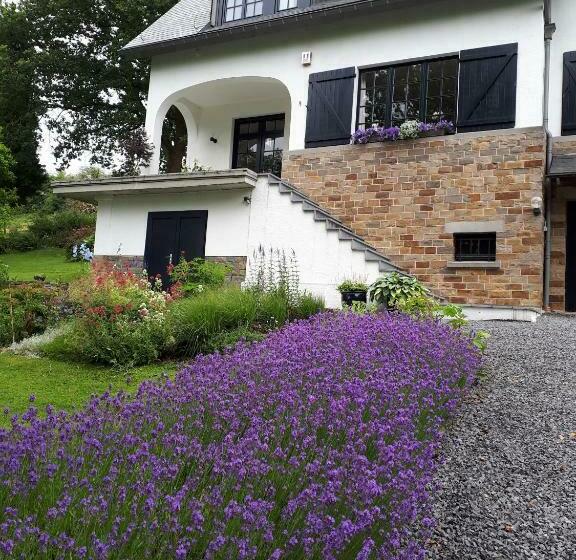 צימר L Aubergine