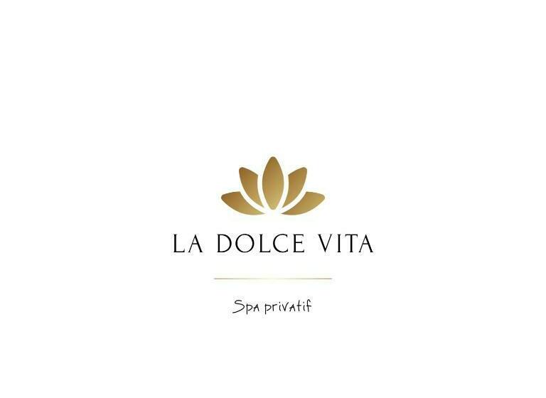 住宿加早餐  La Dolce Vita Spa Privatif