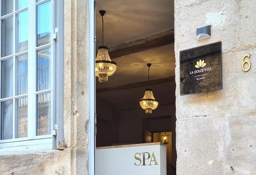 住宿加早餐  La Dolce Vita Spa Privatif