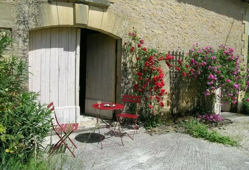 ベッドアンドブレックファースト La Grange Aux Roses