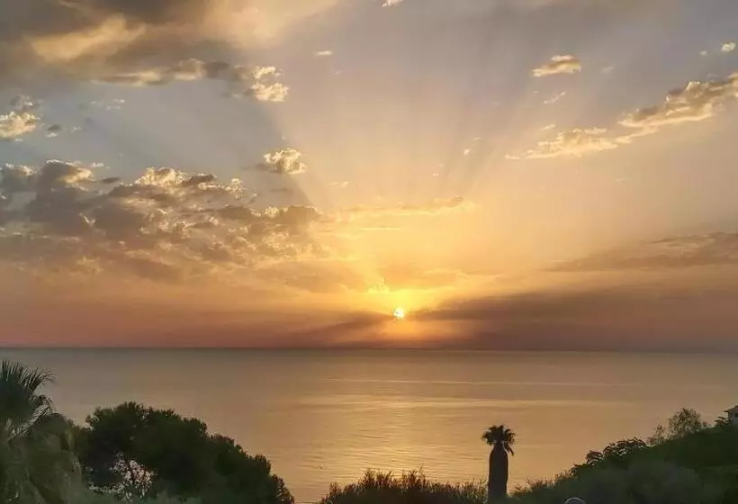 Aamiaismajoitus (B&B) La Suite Del Mar