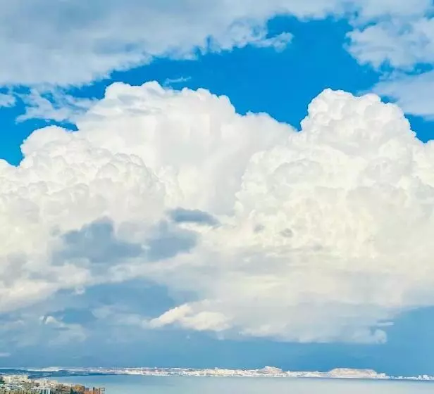 Aamiaismajoitus (B&B) La Suite Del Mar