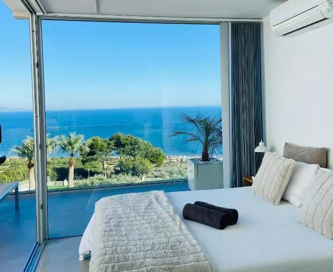 Aamiaismajoitus (B&B) La Suite Del Mar