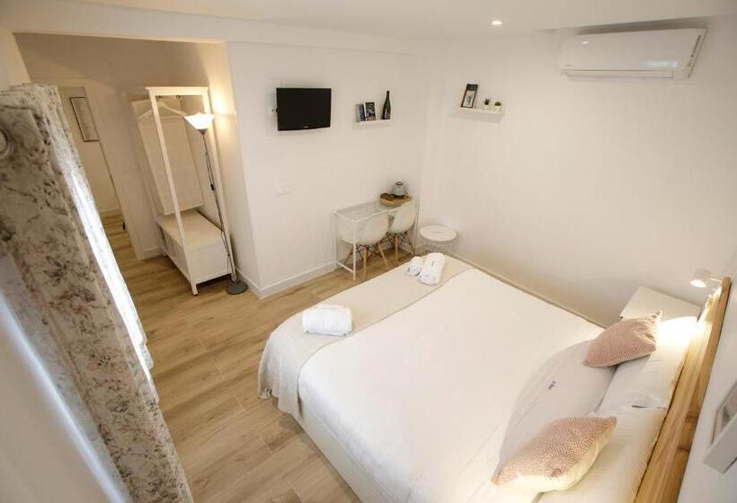 تختخواب و صبحانه La Trinidad Córdoba Great Location