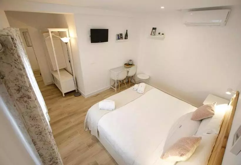 تختخواب و صبحانه La Trinidad Córdoba   Great Location