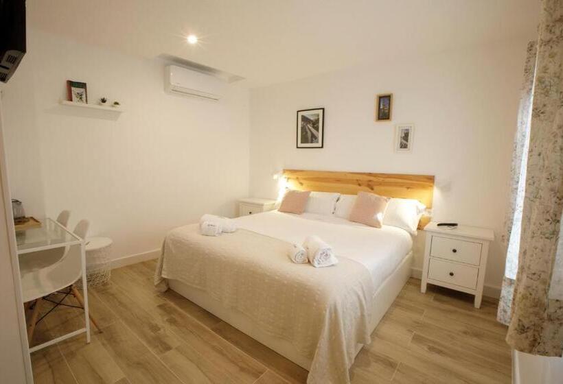 تختخواب و صبحانه La Trinidad Córdoba Great Location