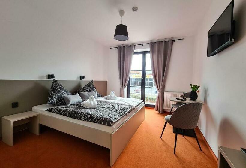 مبيت وإفطار Pension Berlin