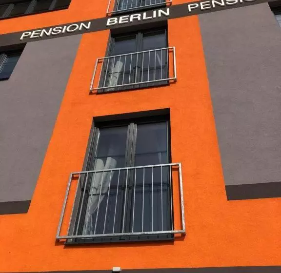 تختخواب و صبحانه Pension Berlin