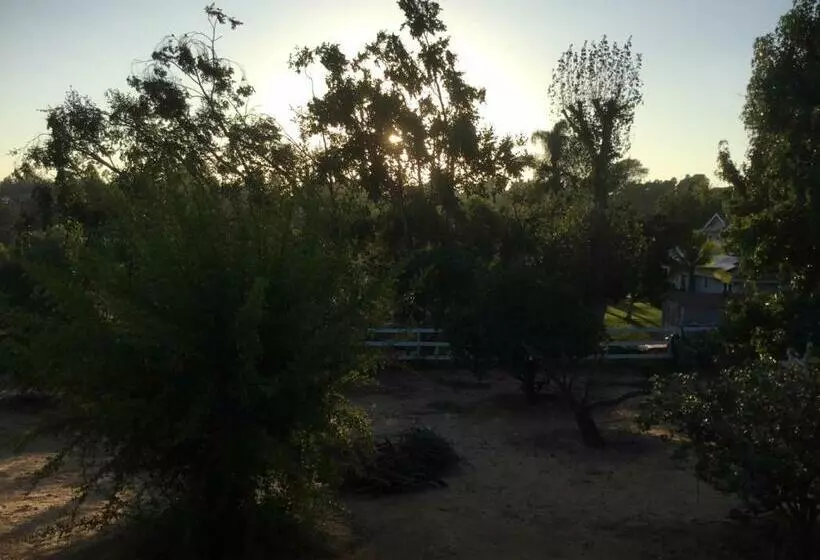 Majatalo Beautiful New Detached Casita Nestled In Scenic Southern Ca Foothills!