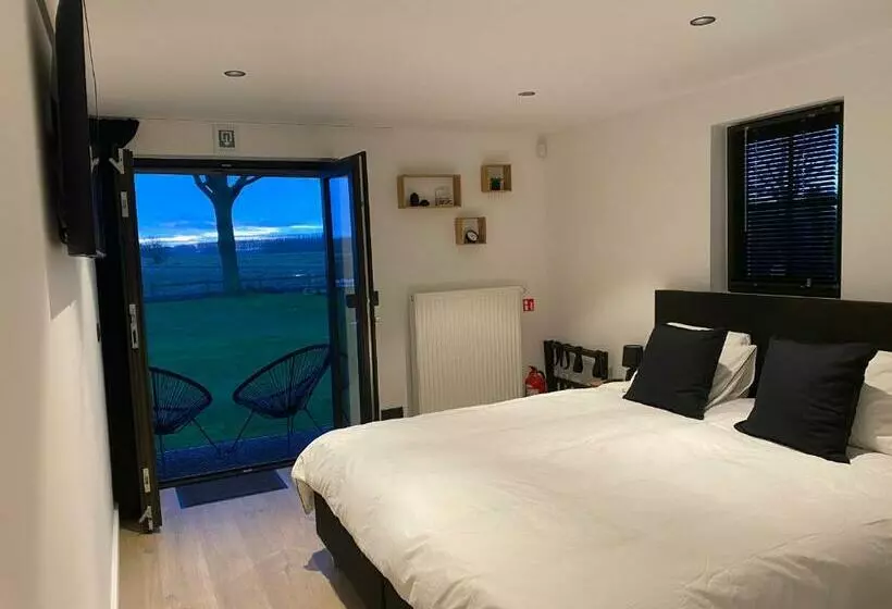 Majatalo Damse Paveljoentje Comfort En Uitzicht In Damme