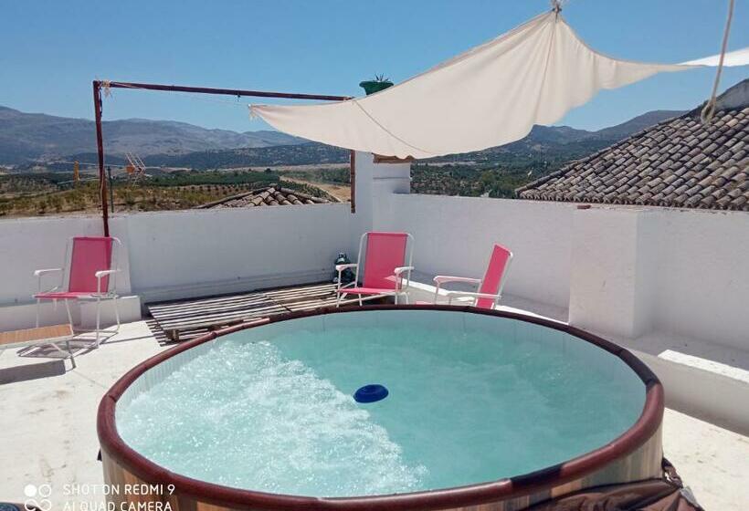 پانسیون Old Town