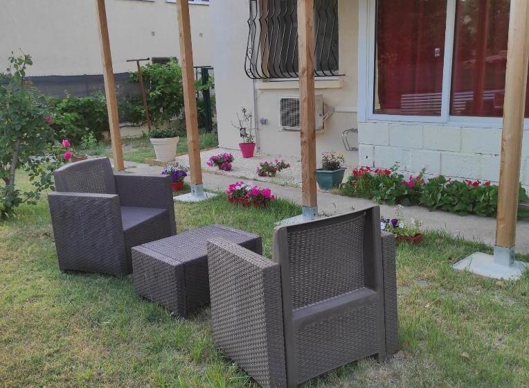 Pension (Hôtel basse catégorie) Studio 30m2