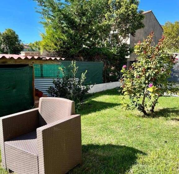 Pension (Hôtel basse catégorie) Studio 30m2