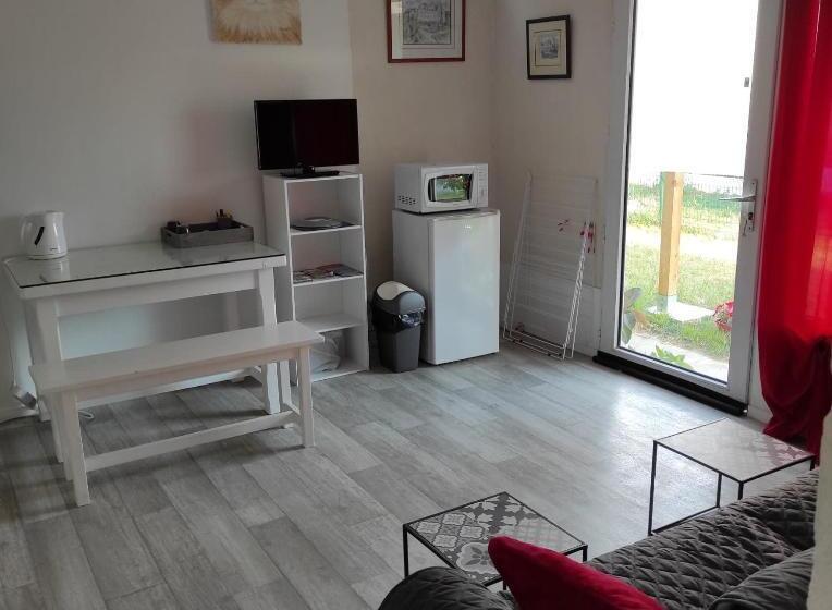 Pension (Hôtel basse catégorie) Studio 30m2