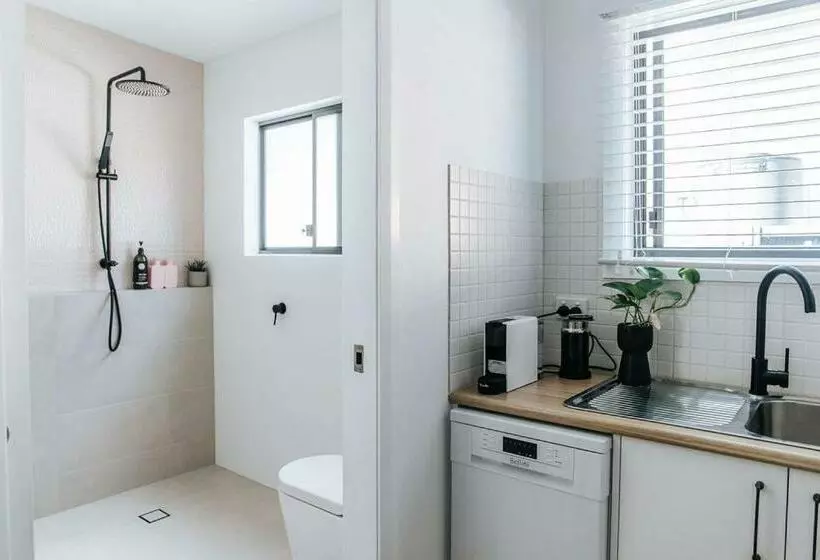 Majatalo Studio On Lewis Tiny House