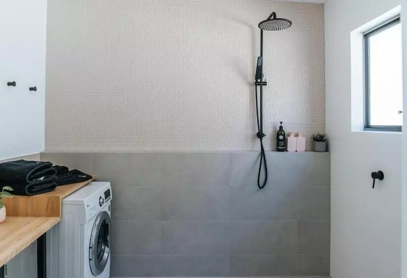 Majatalo Studio On Lewis Tiny House