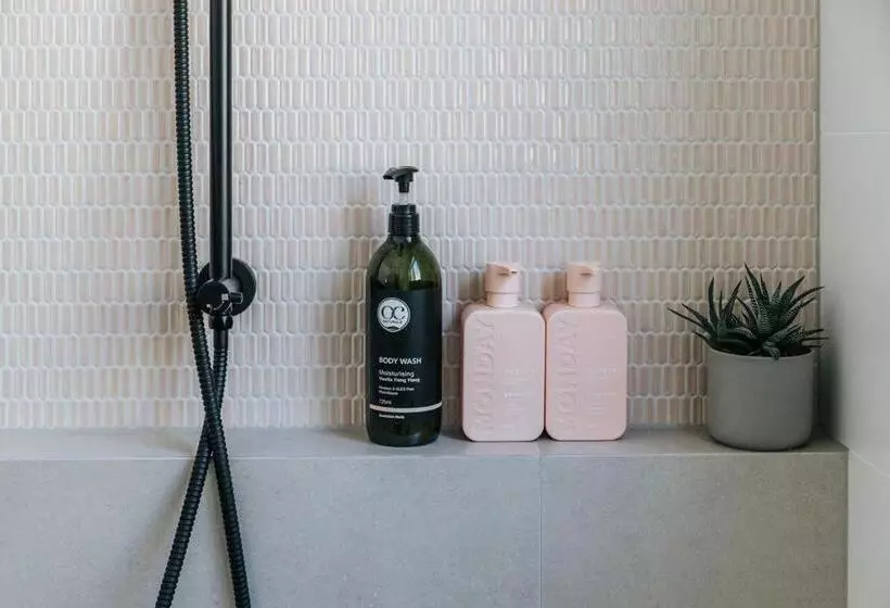 Majatalo Studio On Lewis Tiny House